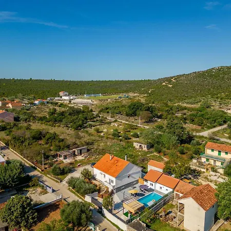 Villa Mia Donje Rastane